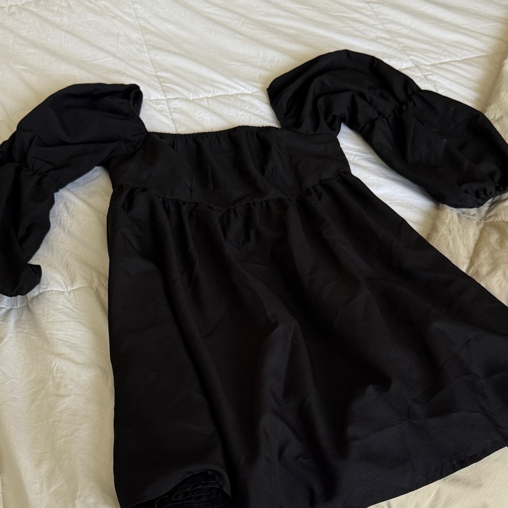 Square neck Black Dress